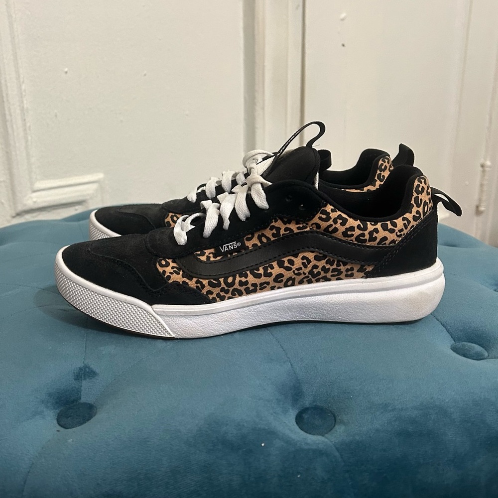 Vans Range EXP Black and Tan Sneakers with Leopard Accents